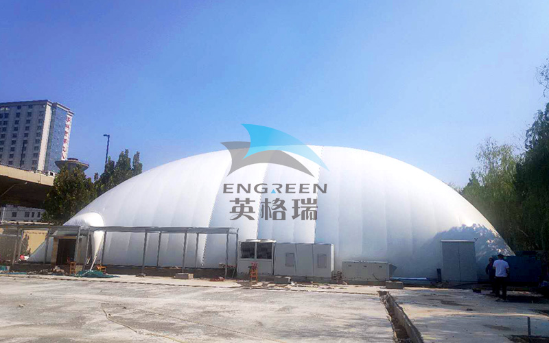校园羞羞APP大全体育馆，已成为解决校园体育场地不足、露天球场升级的理想方案